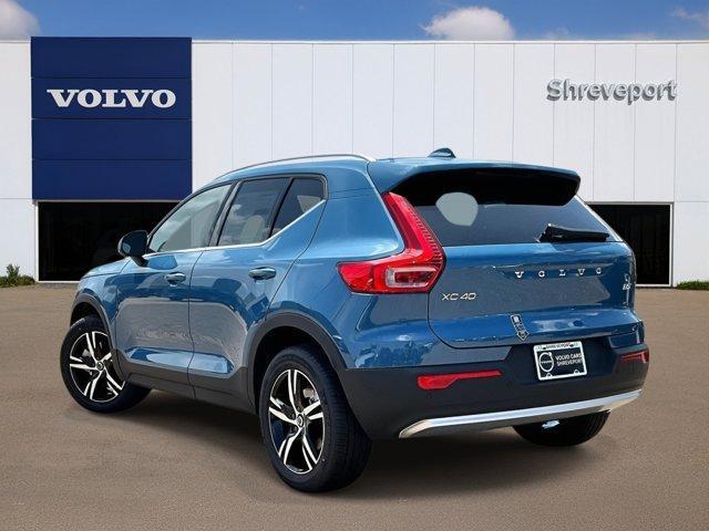 new 2025 Volvo XC40 car, priced at $44,000