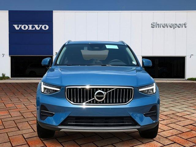 new 2025 Volvo XC40 car, priced at $42,500