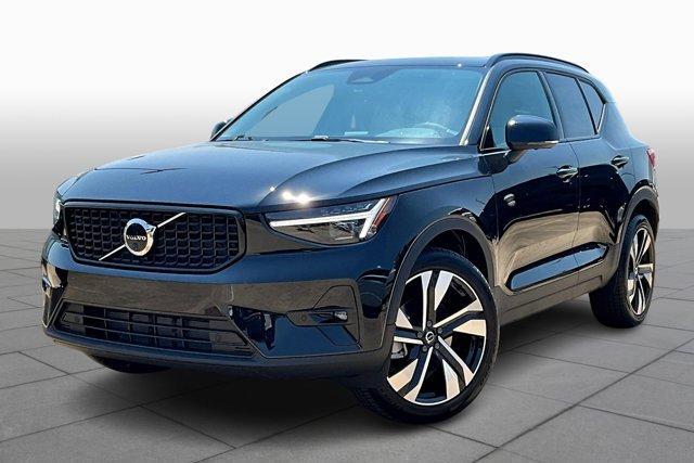 new 2025 Volvo XC40 car, priced at $51,765