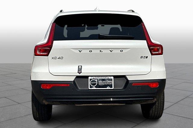 new 2025 Volvo XC40 car, priced at $50,590