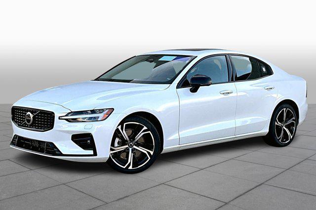 new 2024 Volvo S60 car, priced at $40,455