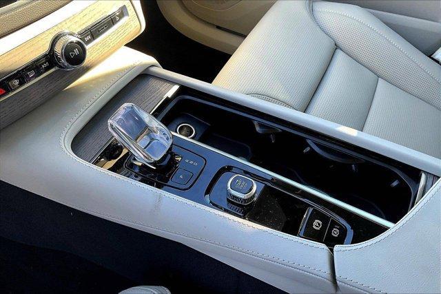 new 2025 Volvo XC90 Plug-In Hybrid car, priced at $78,665