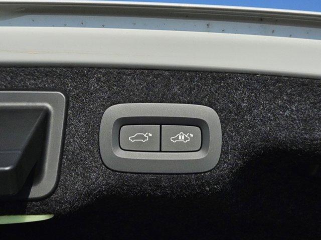 new 2024 Volvo S90 car, priced at $61,295