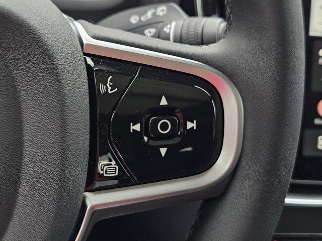 new 2025 Volvo XC90 car, priced at $68,155