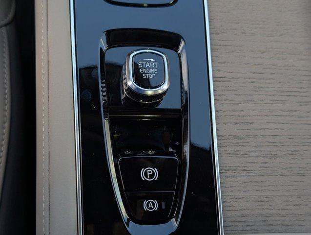 new 2026 Volvo XC90 car, priced at $69,325