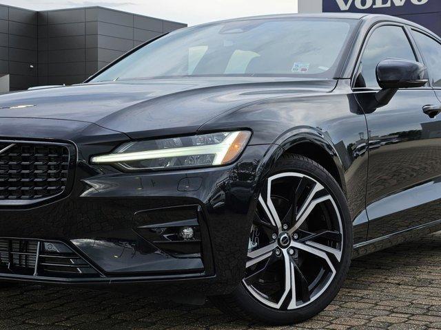 new 2024 Volvo S60 car, priced at $45,125