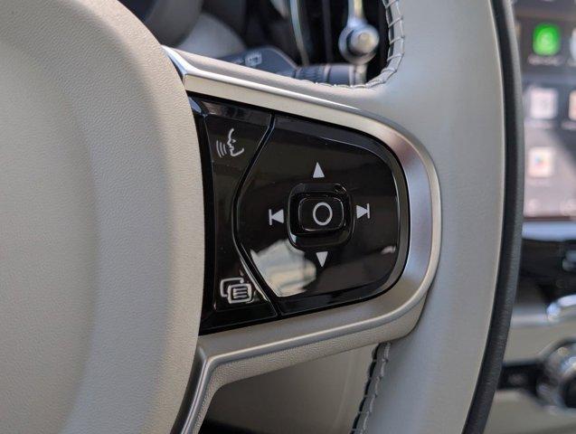 new 2025 Volvo XC60 car, priced at $52,335