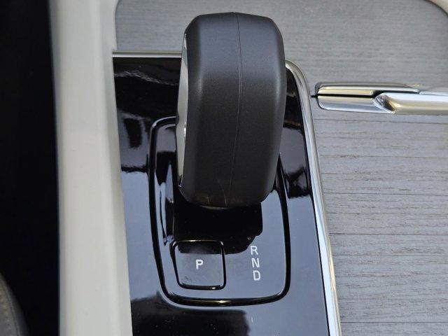 new 2025 Volvo XC60 car, priced at $54,360