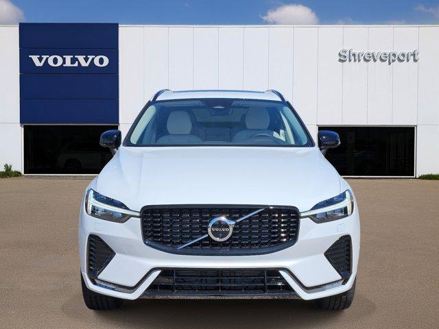 new 2025 Volvo XC60 car, priced at $54,360