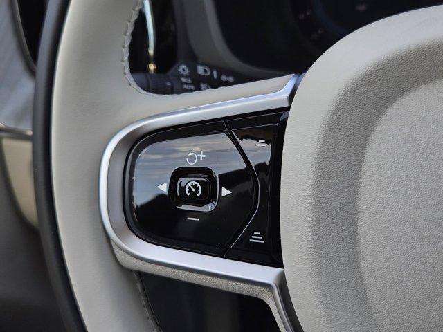 new 2025 Volvo XC60 car, priced at $54,360
