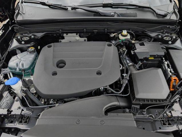 new 2025 Volvo XC40 car, priced at $47,335