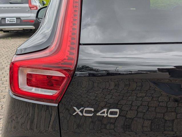 new 2025 Volvo XC40 car, priced at $47,335