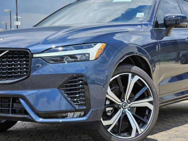 new 2025 Volvo XC60 car, priced at $58,885