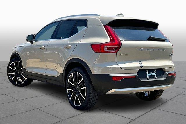 new 2025 Volvo XC40 car, priced at $52,965