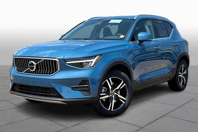 new 2025 Volvo XC40 car, priced at $45,000