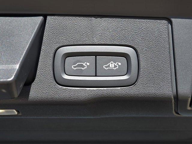 new 2026 Volvo XC60 car, priced at $54,985