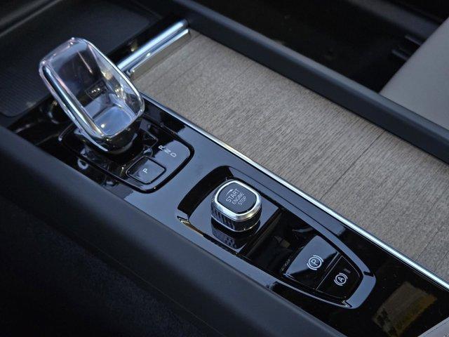 new 2026 Volvo XC60 car, priced at $54,985