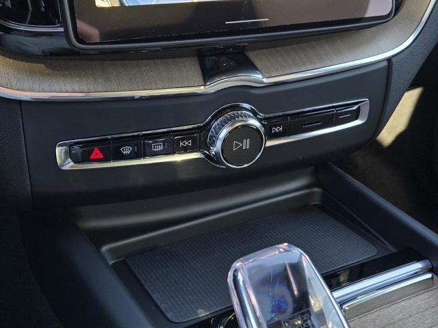 new 2026 Volvo XC60 car, priced at $54,985