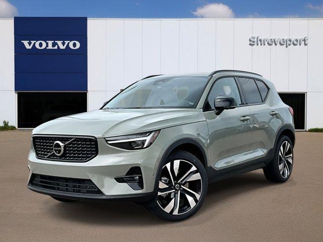 new 2025 Volvo XC40 car, priced at $52,710