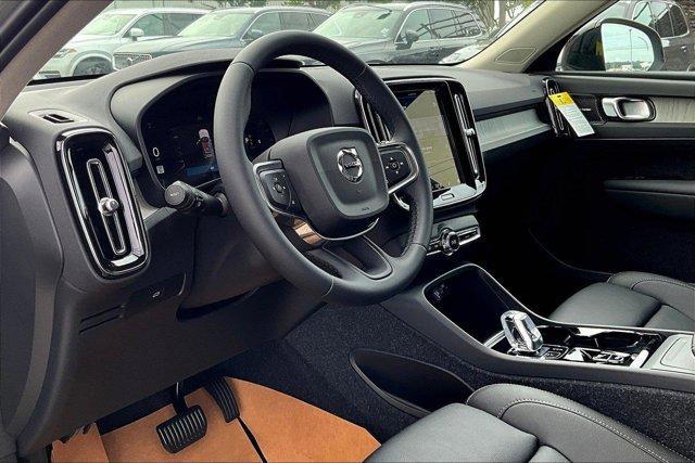 new 2025 Volvo XC40 car, priced at $52,710