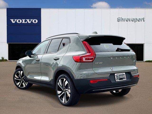 new 2025 Volvo XC40 car, priced at $52,710