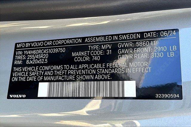 new 2025 Volvo XC60 Plug-In Hybrid car, priced at $65,035