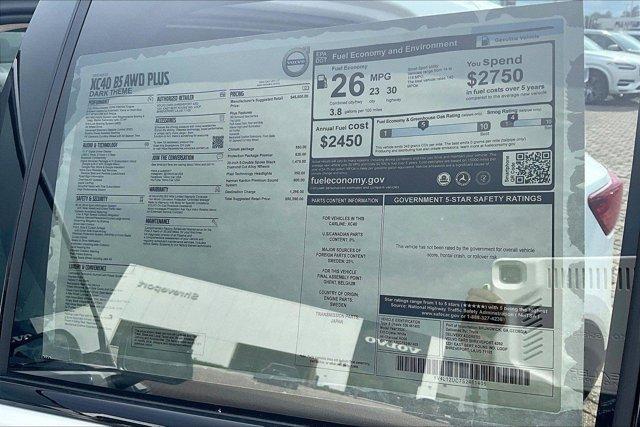 new 2025 Volvo XC40 car, priced at $49,590