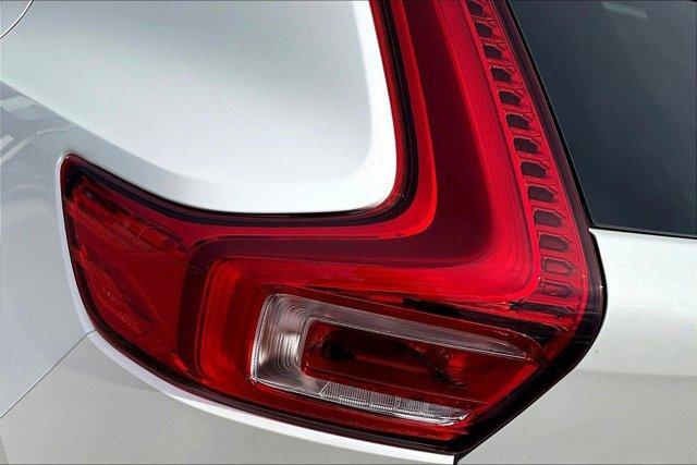 new 2025 Volvo XC40 car, priced at $49,590