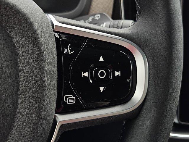 new 2025 Volvo XC90 Plug-In Hybrid car, priced at $76,805