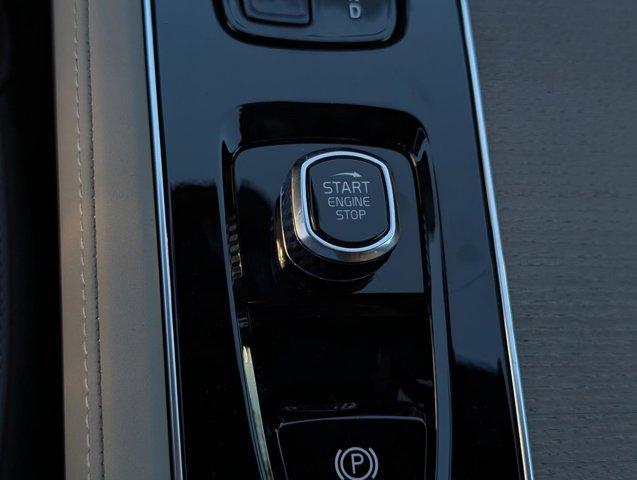 new 2026 Volvo XC90 car, priced at $68,325