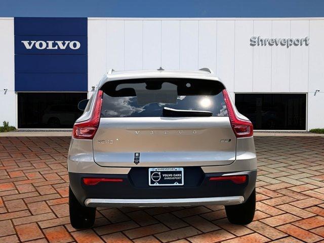 new 2024 Volvo XC40 car, priced at $38,497