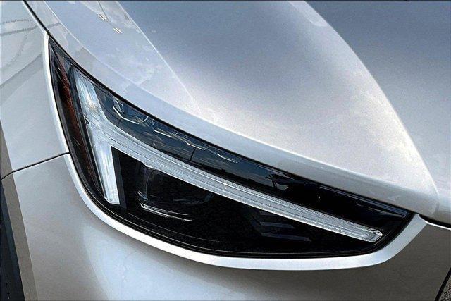 new 2024 Volvo XC40 car, priced at $38,497