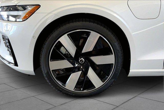 new 2024 Volvo S60 Recharge Plug-In Hybrid car, priced at $43,497