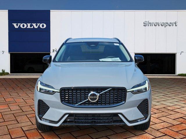 new 2025 Volvo XC60 car, priced at $47,075