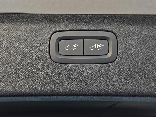 new 2026 Volvo XC90 car, priced at $68,075