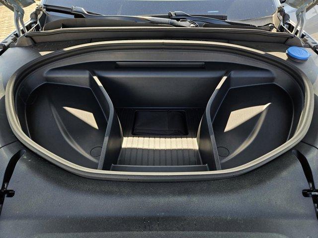 new 2025 Volvo EX90 car, priced at $84,640