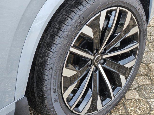 new 2025 Volvo XC90 Plug-In Hybrid car, priced at $80,405