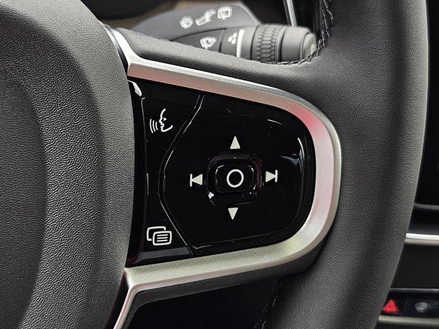new 2025 Volvo XC90 Plug-In Hybrid car, priced at $80,405