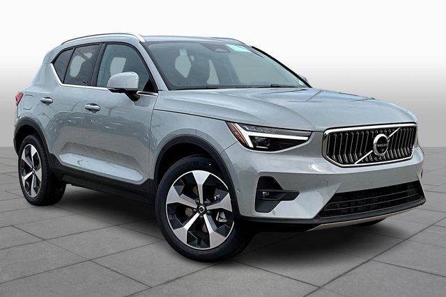 new 2025 Volvo XC40 car, priced at $48,315