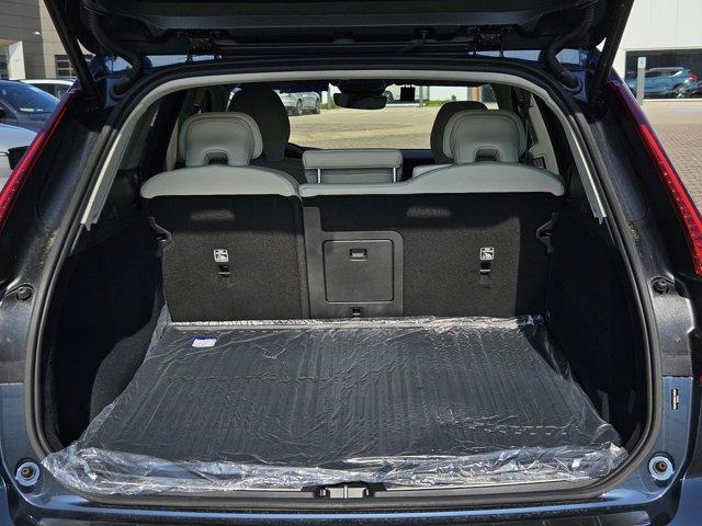 new 2025 Volvo XC60 car, priced at $54,085