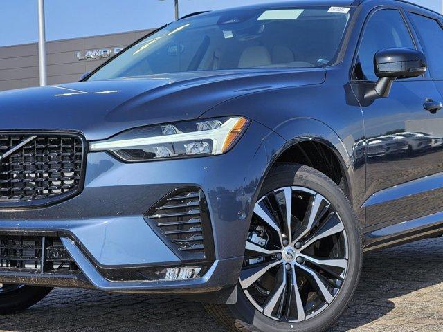 new 2025 Volvo XC60 car, priced at $54,085