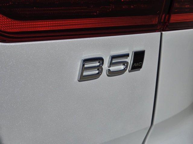 new 2026 Volvo XC60 car, priced at $54,325