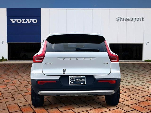 new 2025 Volvo XC40 car, priced at $45,010