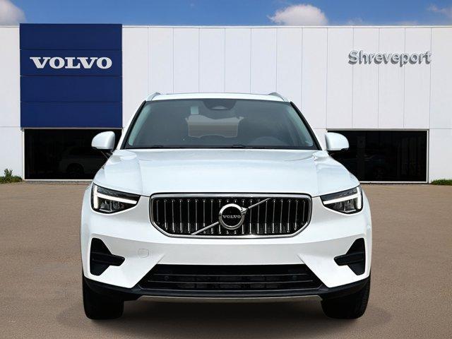 new 2025 Volvo XC40 car, priced at $46,510