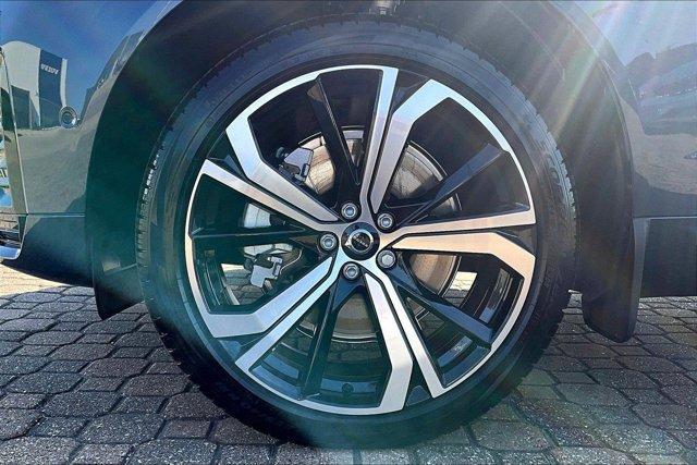 new 2025 Volvo XC60 Plug-In Hybrid car, priced at $69,585