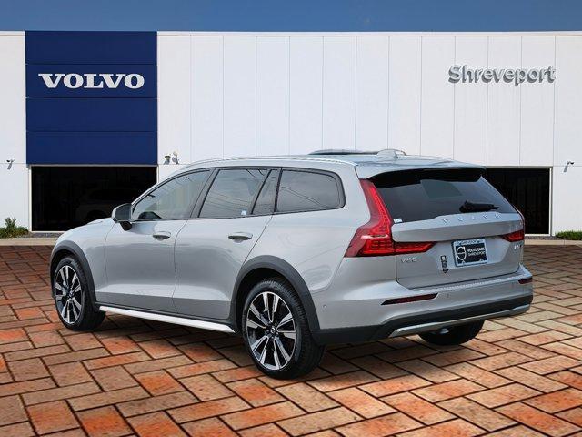 new 2025 Volvo V60 Cross Country car, priced at $56,525