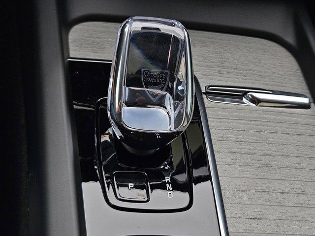 new 2025 Volvo V60 Cross Country car, priced at $56,525