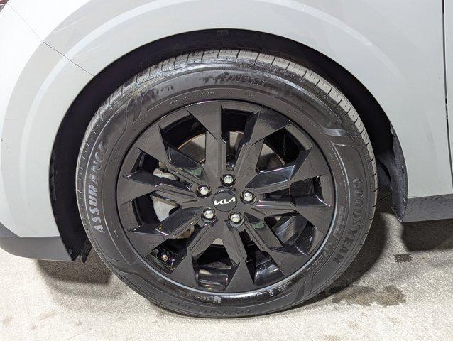 used 2024 Kia Carnival car, priced at $40,490