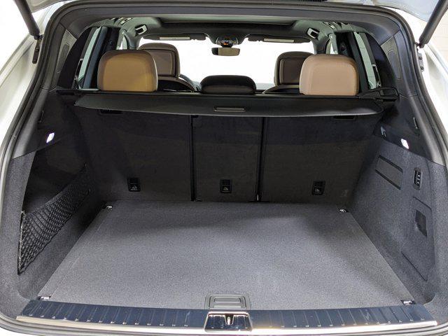new 2025 Porsche Cayenne car, priced at $100,615