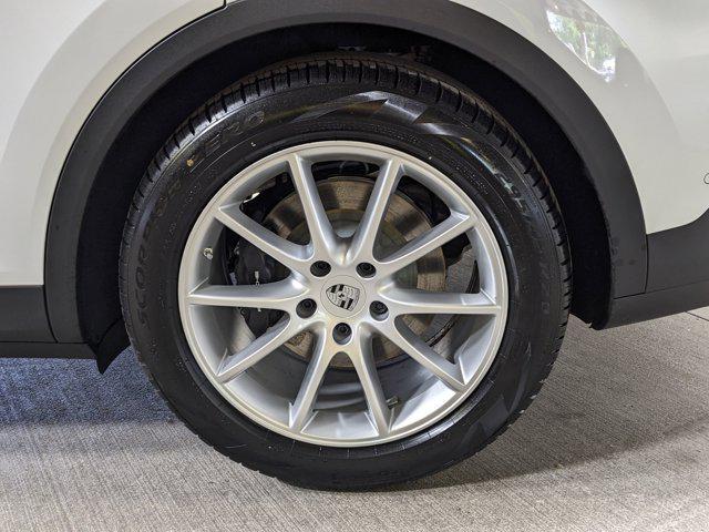 new 2025 Porsche Cayenne car, priced at $100,615
